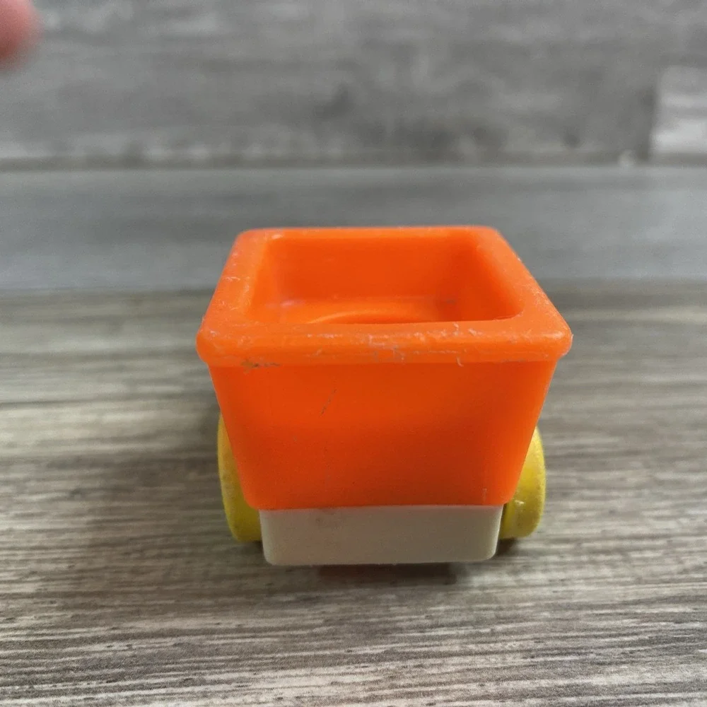 Fisher-Price Little People Toy Train Car‎ 1970s Orange Yellow Wheels